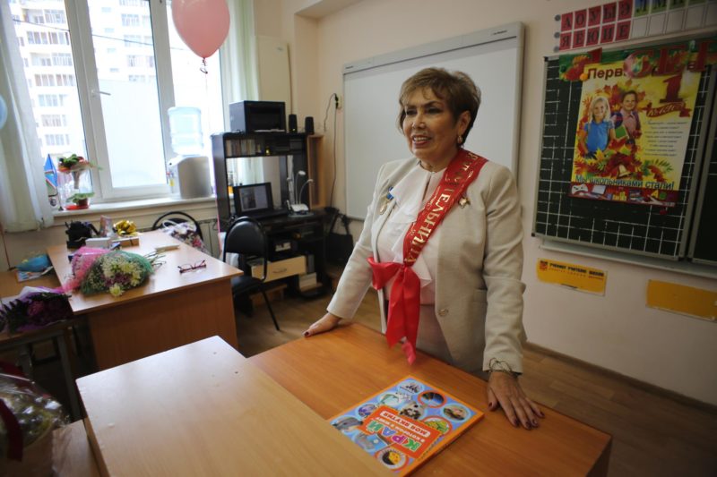 О себе: Людмила Аксенова о том, чему учат учителя