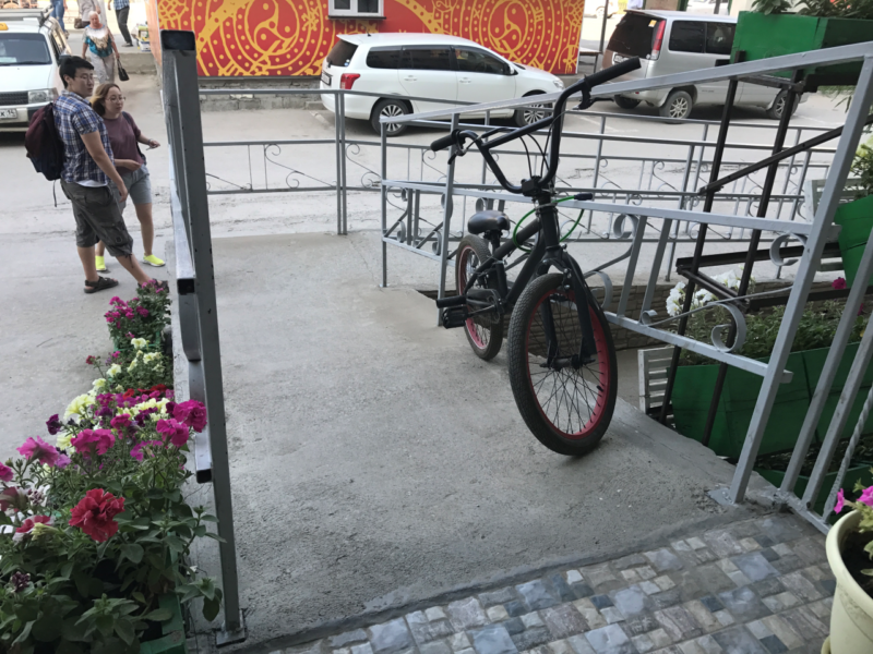 Не для тех строили