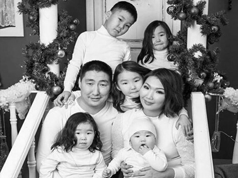 Праздник на семерых