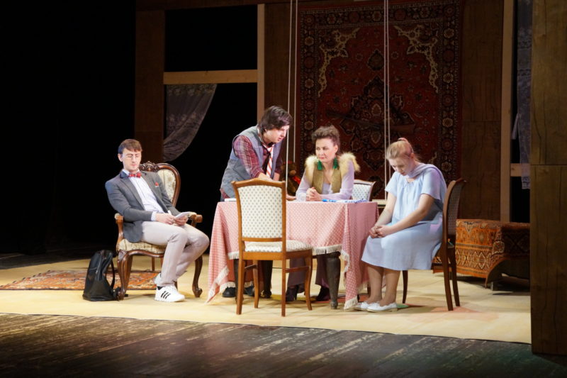 Укрощение шимпанзе подколодной