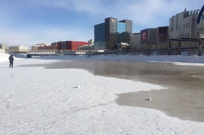 Фекальные воды, грязные берега