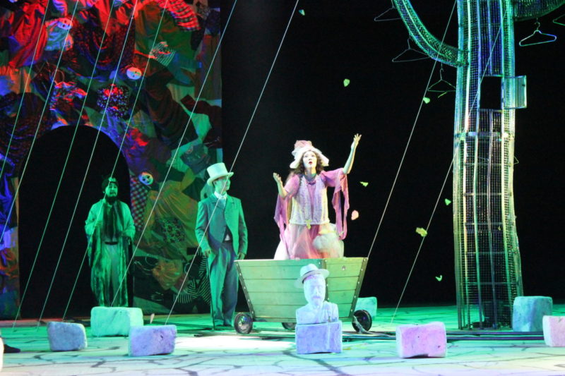 «Гиганты горы»: лицедеи иллюзорного мира