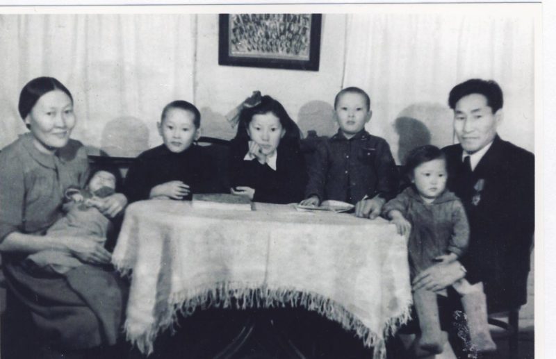 Путь из коровника в театр