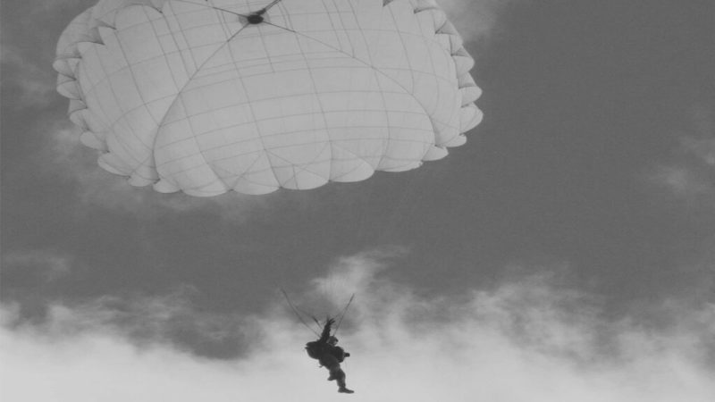 ПАРАШЮТ НЕ РАСКРЫЛСЯ…