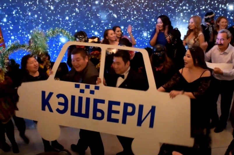 Пирамида готова рухнуть?