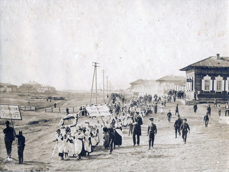 Гимназистки румяные и воры