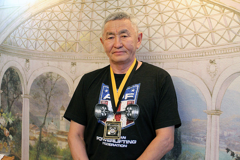 Старше – значит сильнее