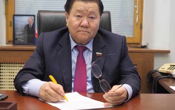 Федот Тумусов — о критике нацпроектов, ошибках аграрной политики в Якутии и почему его семья живет в Москве